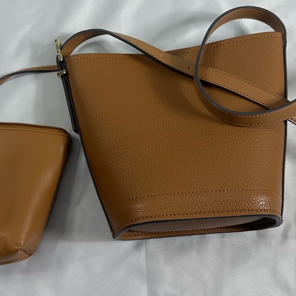 Halston Brown Leather Bucket Bag - Picture 10 of 11